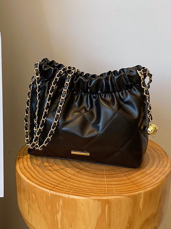Black Crossbody Bag A Fashion Must-Have