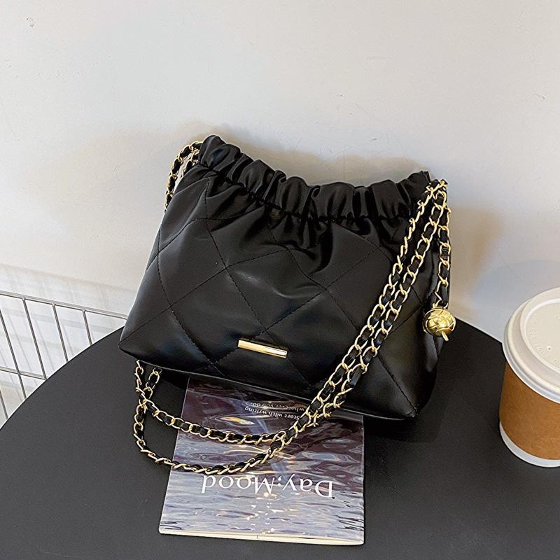 Black Crossbody Bag A Fashion Must-Have